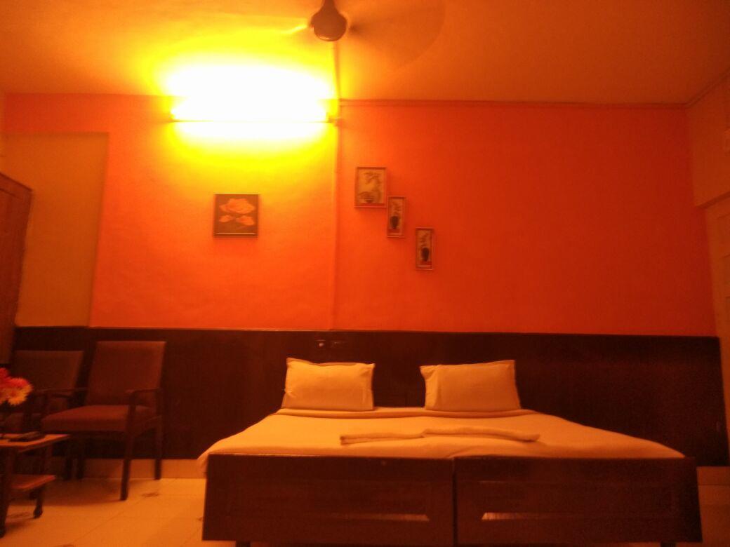 Hotel Diamond Daman Exterior photo